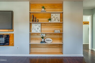 1125N17thSt101922_00012