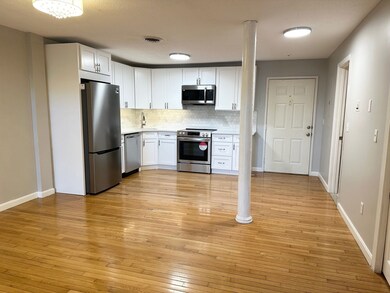 96 Old Colony Ave unit 215, East Taunton, MA 02718 - photo 5