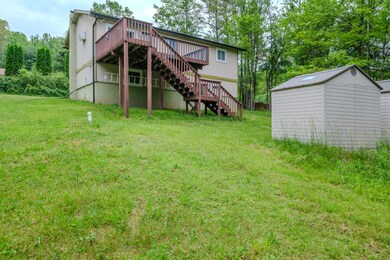 205 Williams Ct, Stroudsburg, PA 18360 - photo 4