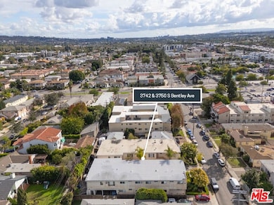 3742 S Bentley Ave, Los Angeles, CA 90034 - photo 2