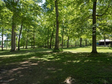 250 Rockwood Ln, Mount Washington, KY 40047 - photo 4