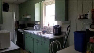 461 Willow St, Woonsocket, RI 02895 - photo 4