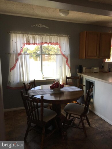 8028 Fort Smallwood Rd, Baltimore, MD 21226 - photo 6