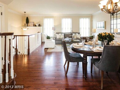 10641 Yorktown Dr, Fairfax, VA 22030 - photo 5