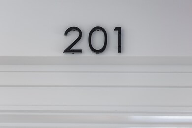 598A7086