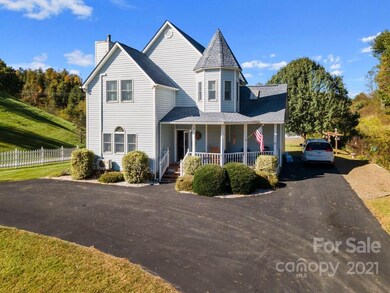 22 Dogwood Cir unit 13, Burnsville, NC 28714 - photo 2