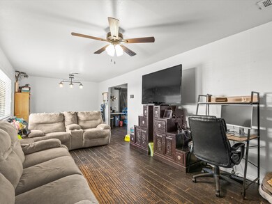 720 Ethridge Dr, Azle, TX 76020 - photo 7