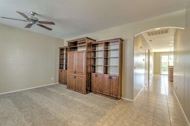 17671 W Lilac St-3