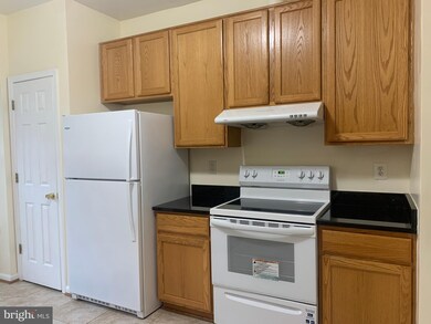 12926 Boggy Trail Way unit 61, Germantown, MD 20876 - photo 4