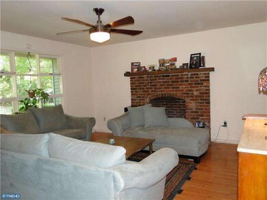 8785 School House Ln, Coopersburg, PA 18036 - photo 2