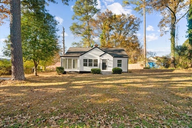 1407 Stacy Dr, Dalton, GA 30721 - photo 2