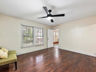 1849 Colquitt St unit 4, Houston, TX 77098 - photo 3