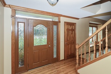 1608 Alan Ct, Naperville, IL 60564 - photo 2