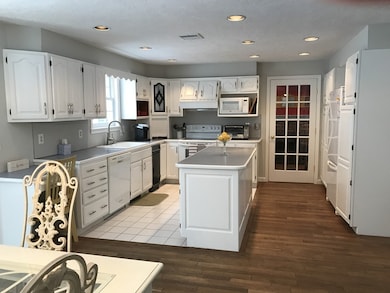 15 Jorie Ln, Walpole, MA 02081 - photo 3