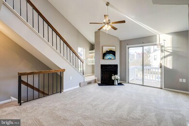 4325 Pembrook Village Dr unit 13, Alexandria, VA 22309 - photo 7