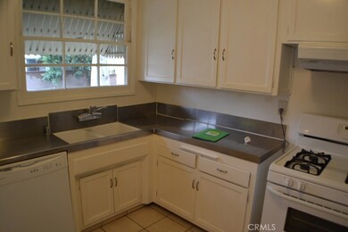 2926 Centralia St, Lakewood, CA 90712 - photo 5