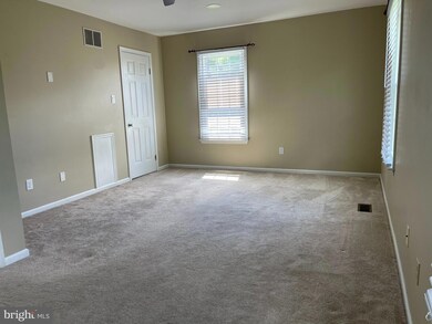 4505 Fox Pointe Ct unit 4505, Glen Mills, PA 19342 - photo 6