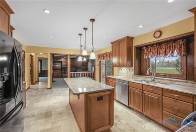 471 Rutledge Ct, Perrysburg, OH 43551 - photo 6