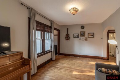 910 910 N 2nd St, Mankato, MN 56001 - photo 5