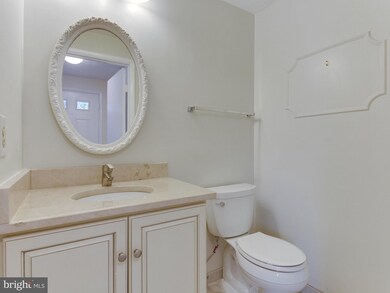 2022 Brooks Square Place, Falls Church, VA 22043 - photo 5