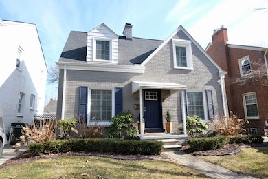 430 Fisher Rd, Grosse Pointe Farms, MI 48230 - photo 2