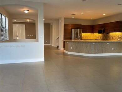 10473 NW 70th Ln, Doral, FL 33178 - photo 3