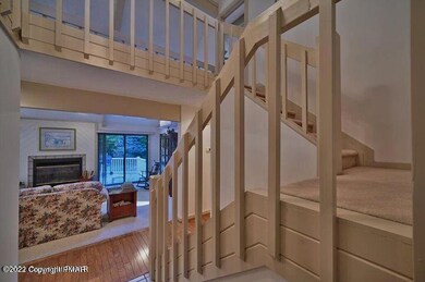 186 Leatherstocking Ln, Pocono Pines, PA 18350 - photo 2