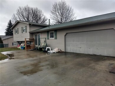 All new concrete patio and driveway poured in 2008