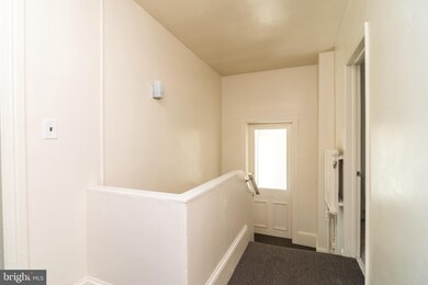 68 S Main St unit . 3, Doylestown, PA 18901 - photo 4