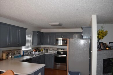 132 Deercroft Dr unit L198, Statesville, NC 28625 - photo 5