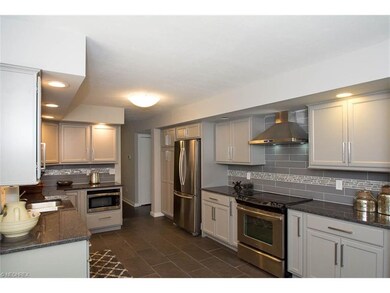 All new kitchen with pantry and new upgraded cabin