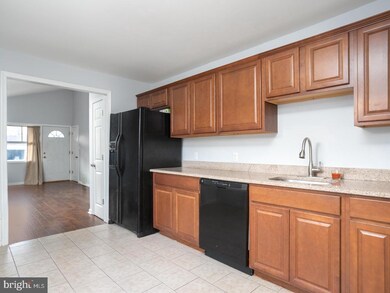 203 Curlew Ln, Mount Holly, NJ 08060 - photo 3