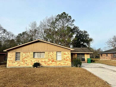 882 Herrin Dr, Picayune, MS 39466 - photo 2