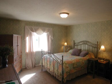 2148 Creekside Dr SW unit 70, Byron Center, MI 49315 - photo 4