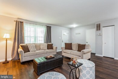 20509 Neerwinder St, Germantown, MD 20874 - photo 3