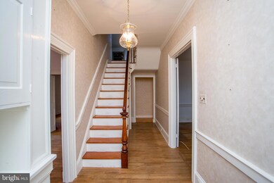 31 N Tamenend Ave, Doylestown, PA 18901 - photo 5