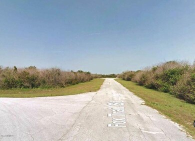 Fox Trail St = West