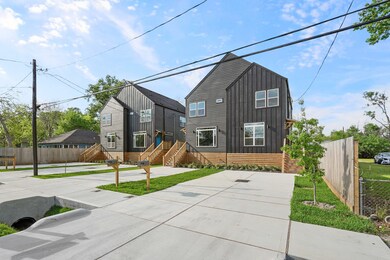 764 Dillard St unit B, Houston, TX 77091 - photo 4