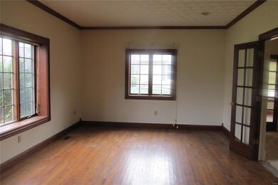 36 Cheshire Dr, Maryville, IL 62062 - photo 2