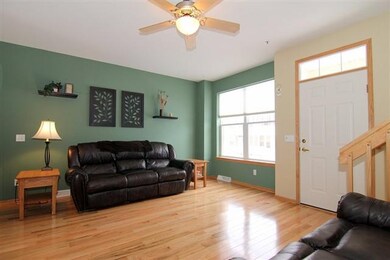 32 S Gardens Way, Fitchburg, WI 53711 - photo 5