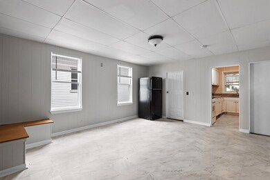 19 Hazel St unit 2, Salem, MA 01970 - photo 5