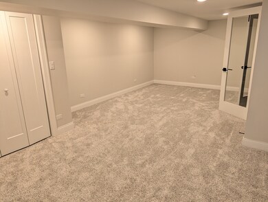 564 N Adele St, Elmhurst, IL 60126 - photo 7