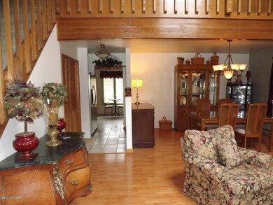 154 Parkwood Dr, Hawley, PA 18428 - photo 6