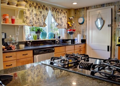 55 Apthorp St, Quincy, MA 02170 - photo 6