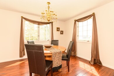 5695 Woodbrook-10