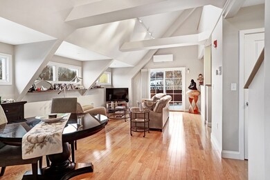 129 Merrimac St unit 5, Newburyport, MA 01950 - photo 7