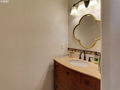 633 N Grant St unit B, Newberg, OR 97132 - photo 6