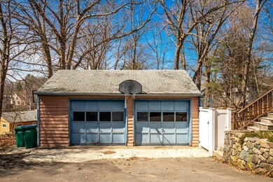 24 Graybriar Ln, Lynn, MA 01902 - photo 4