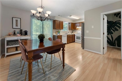 1104 Huntington Trace SE, Smyrna, GA 30082 - photo 7