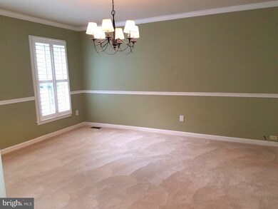 8907 Jameson St, Lorton, VA 22079 - photo 5